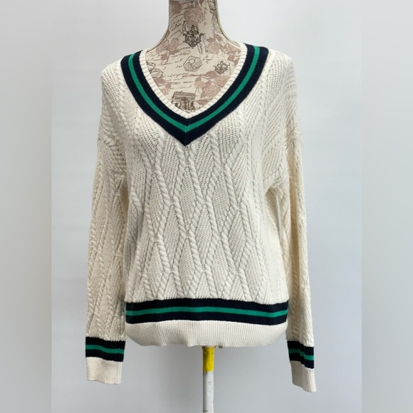 NICOLE MILLER Cream w/ navy & green trim V-Neck Cable Knit Sweater size M - Picture 4 of 12